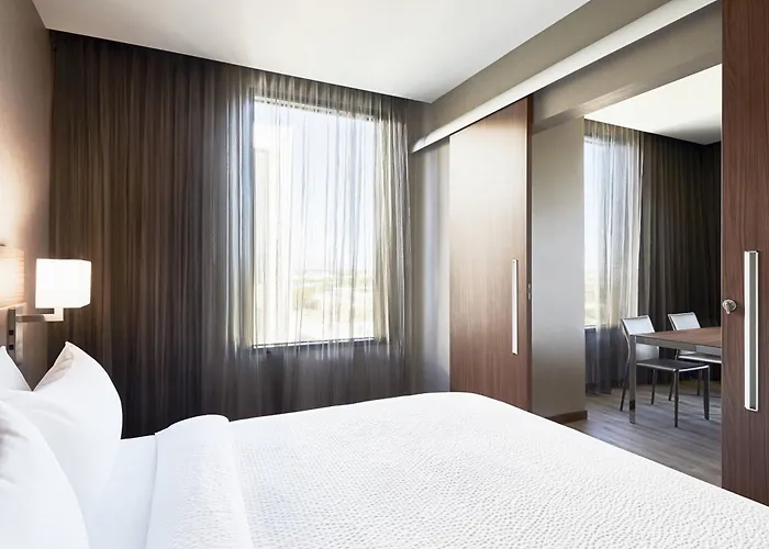 Ac Downtown Hotel 4*