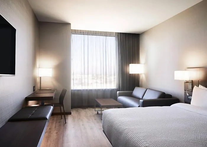 Hotel Ac Downtown 4*